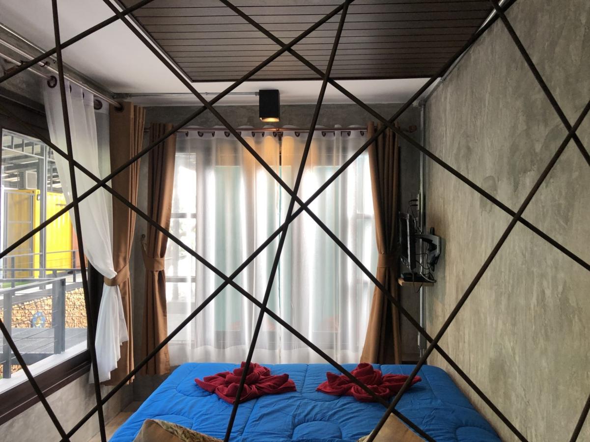 Baan Rom Talay Made' Hotel Koh Samet Екстериор снимка