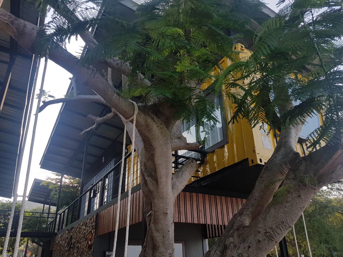 Baan Rom Talay Made' Hotel Koh Samet Екстериор снимка