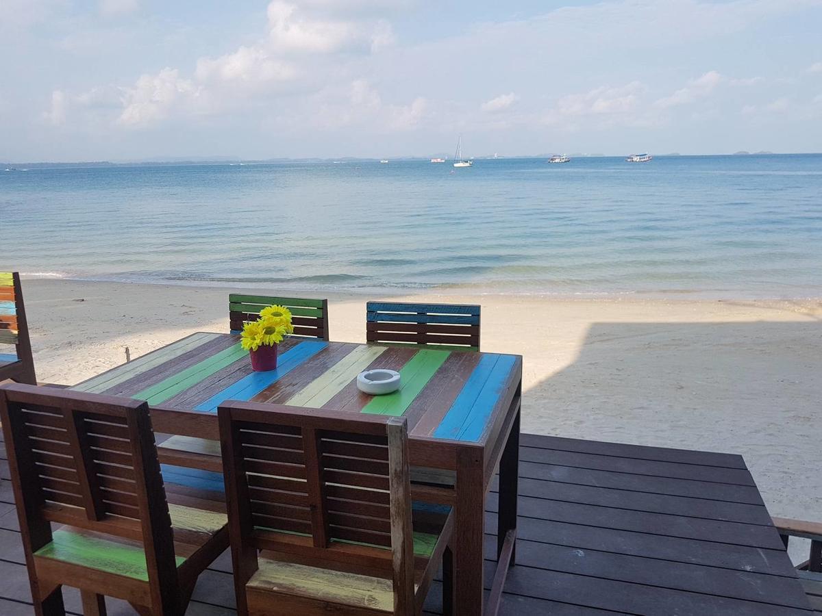Baan Rom Talay Made' Hotel Koh Samet Екстериор снимка