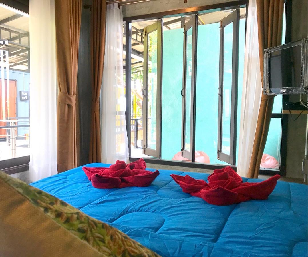 Baan Rom Talay Made' Hotel Koh Samet Екстериор снимка