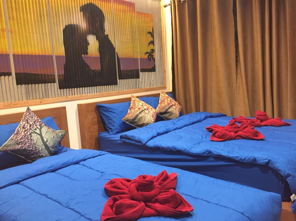 Baan Rom Talay Made' Hotel Koh Samet Екстериор снимка