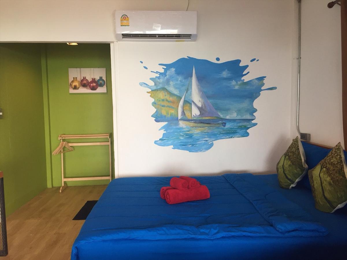 Baan Rom Talay Made' Hotel Koh Samet Екстериор снимка